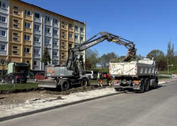 Przebudowa drogi gminnej ul. Hirszfelda w Jelczu-Laskowicach
